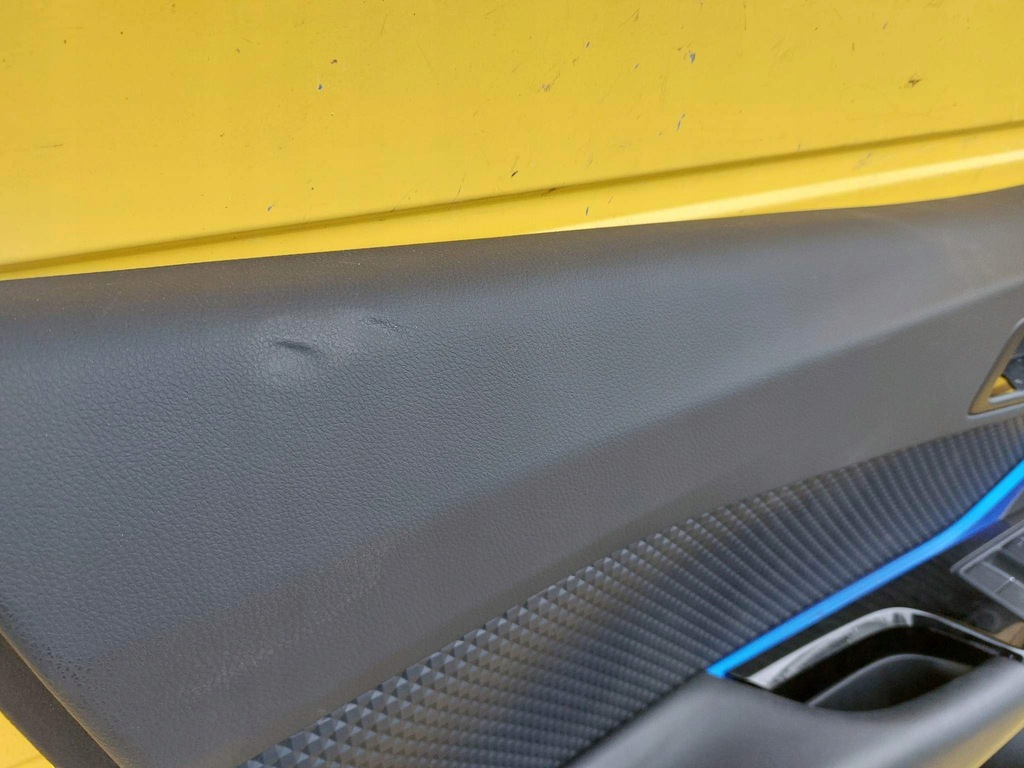 фото №5, Toyota ch4 ch-r обивка дверь обшивка правый перед