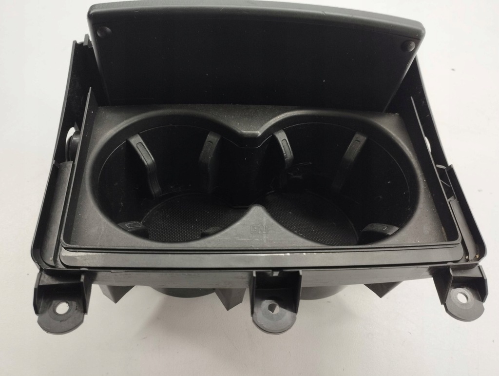 фото №9, Audi a7 s7 4g 2011 передний кронштейн na кружка туннель среднего