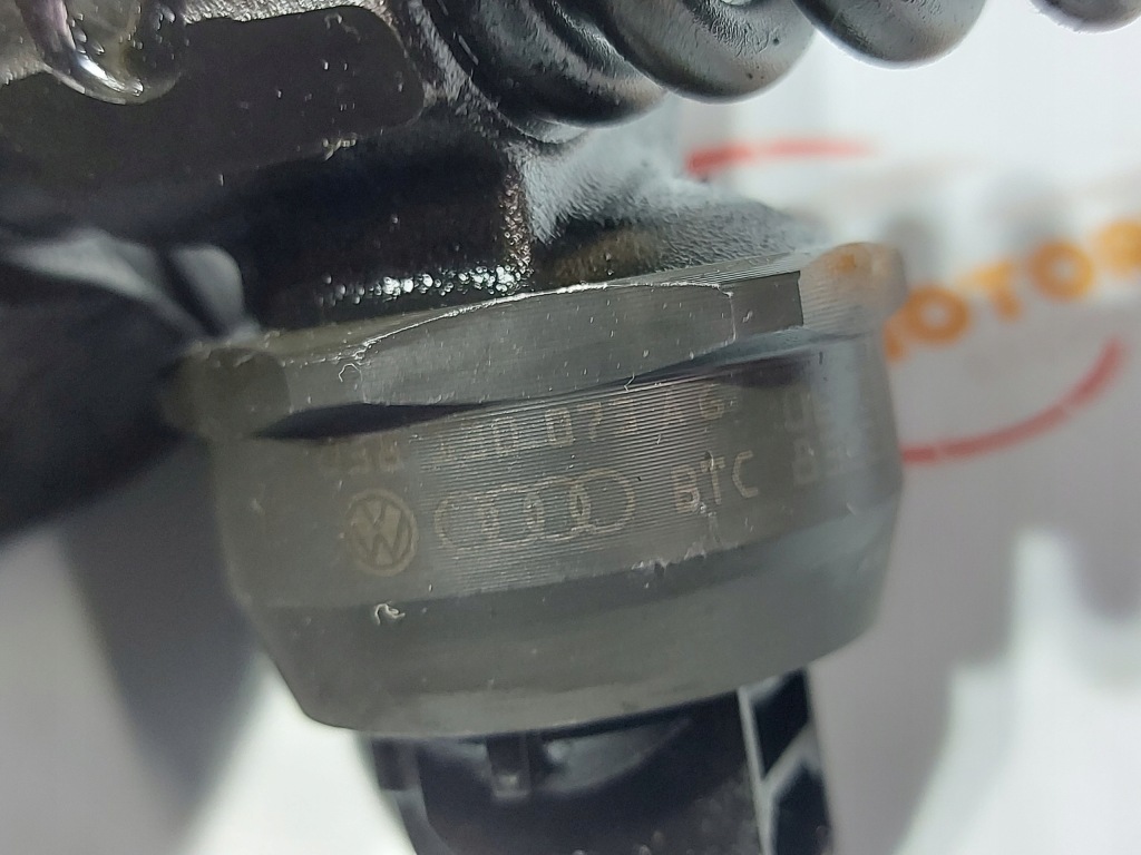 Seat audi skoda vw 1.9 tdi насос-форсунка 038130073ag Киев