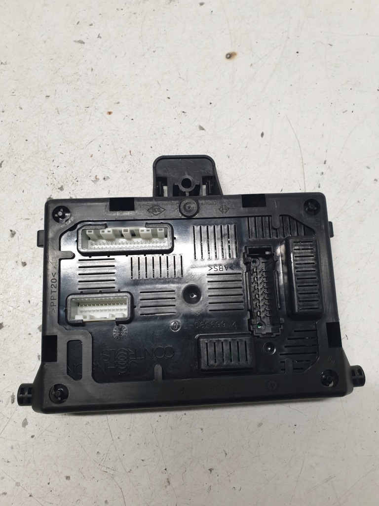 фото №3, Блок керування модуль bcm renault clio iii 82006522848