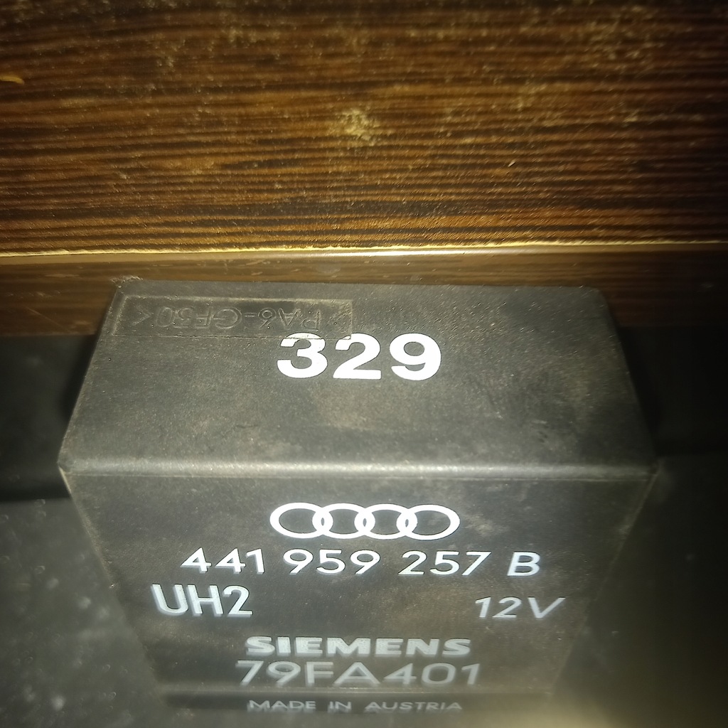 фото №1, Реле audi 329