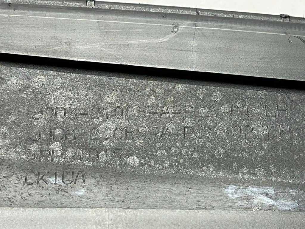 фото №9, Jaguar i-pace молдинг двері ліва перед передня j9d3-21065-a