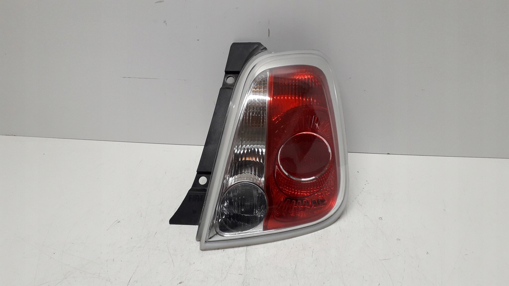 фото №10, Fiat 500 07-15 лампа права задня задня