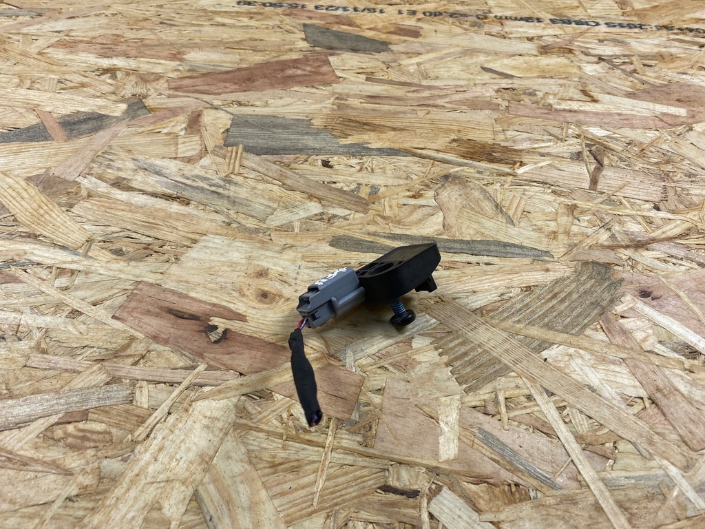 фото №6, Датчик удару ударний штекер tesla model s x y 3 1005274-00-b