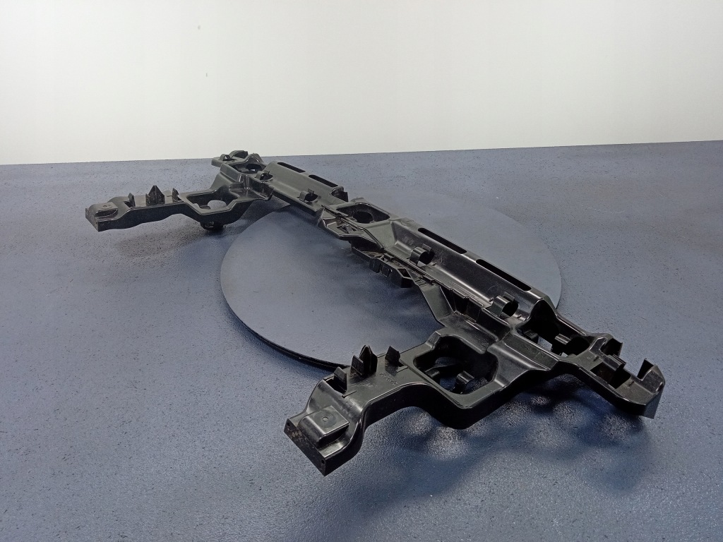 Bmw 1 f40 напрямна середній бампера задня msp 8496655 в Україні