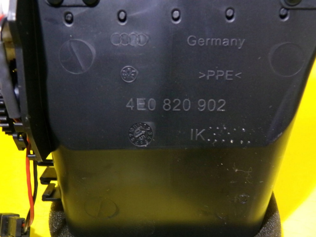 фото №10, Решітка обдув права передня audi a8 d3 4e0820902 nr450