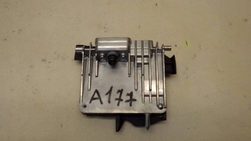 фото №1, Камера стекло перед mercedes a-klasa w177