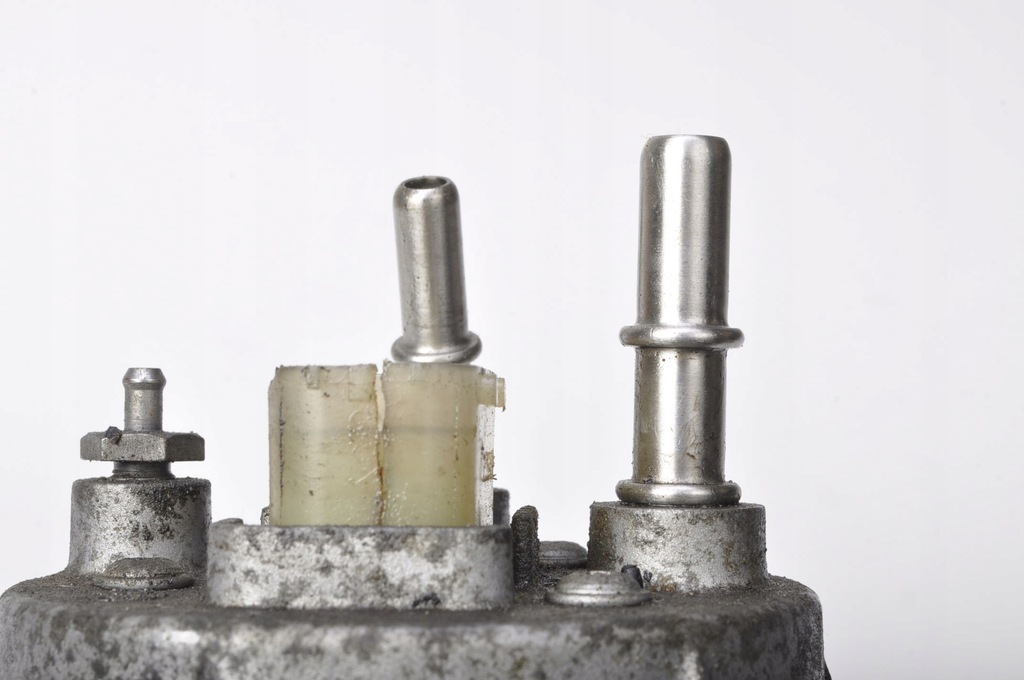 фото №7, Ghibli iii 3.0 d корпус фільтра пального 670007856