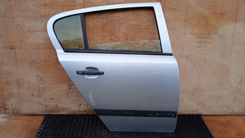 фото №1, Opel astra h hb дверь задняя правый z157