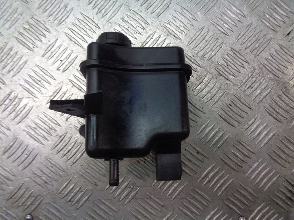 фото №1, Бачок усилителя volvo v40 1.9 d