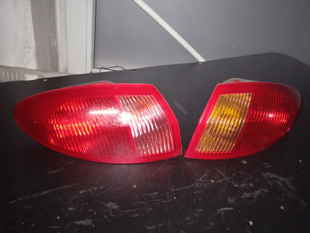 фото №1, Лампа левая правая задняя w крыло alfa romeo 147