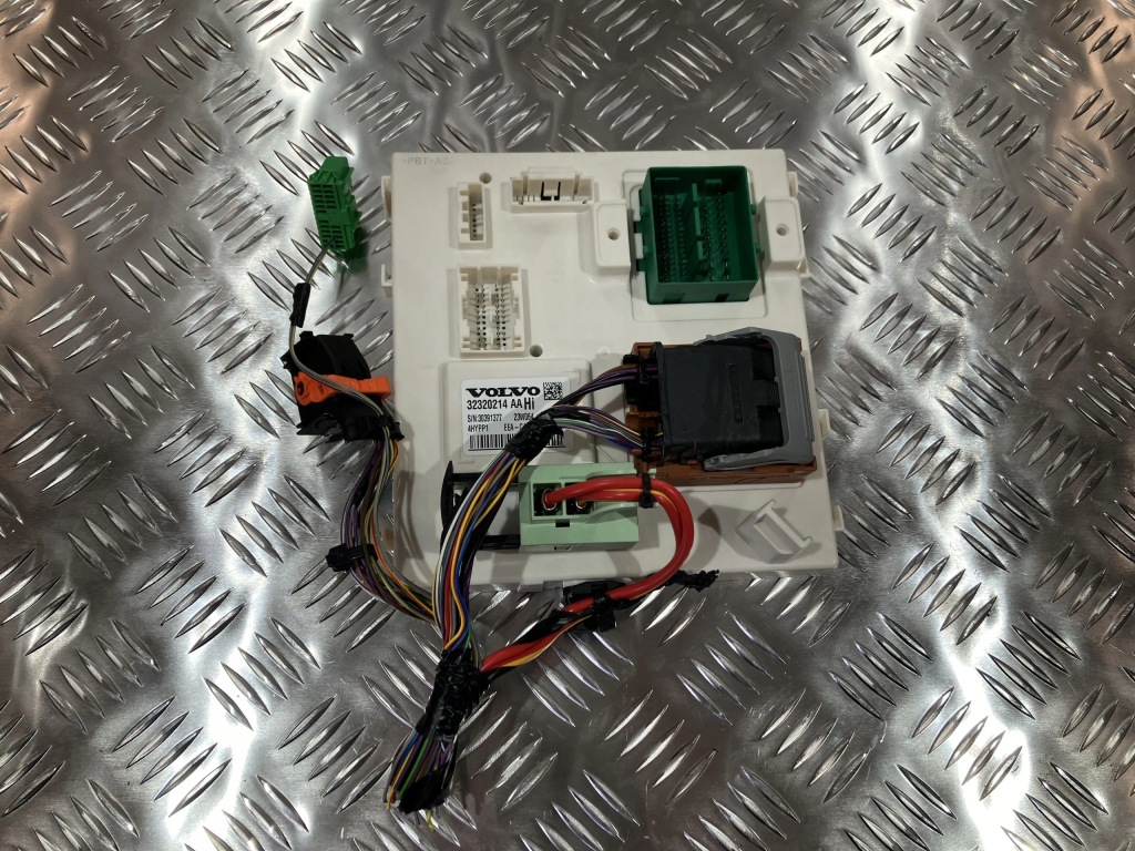 фото №1, Модуль блок керування комфорту volvo ec40 c40 e400v2