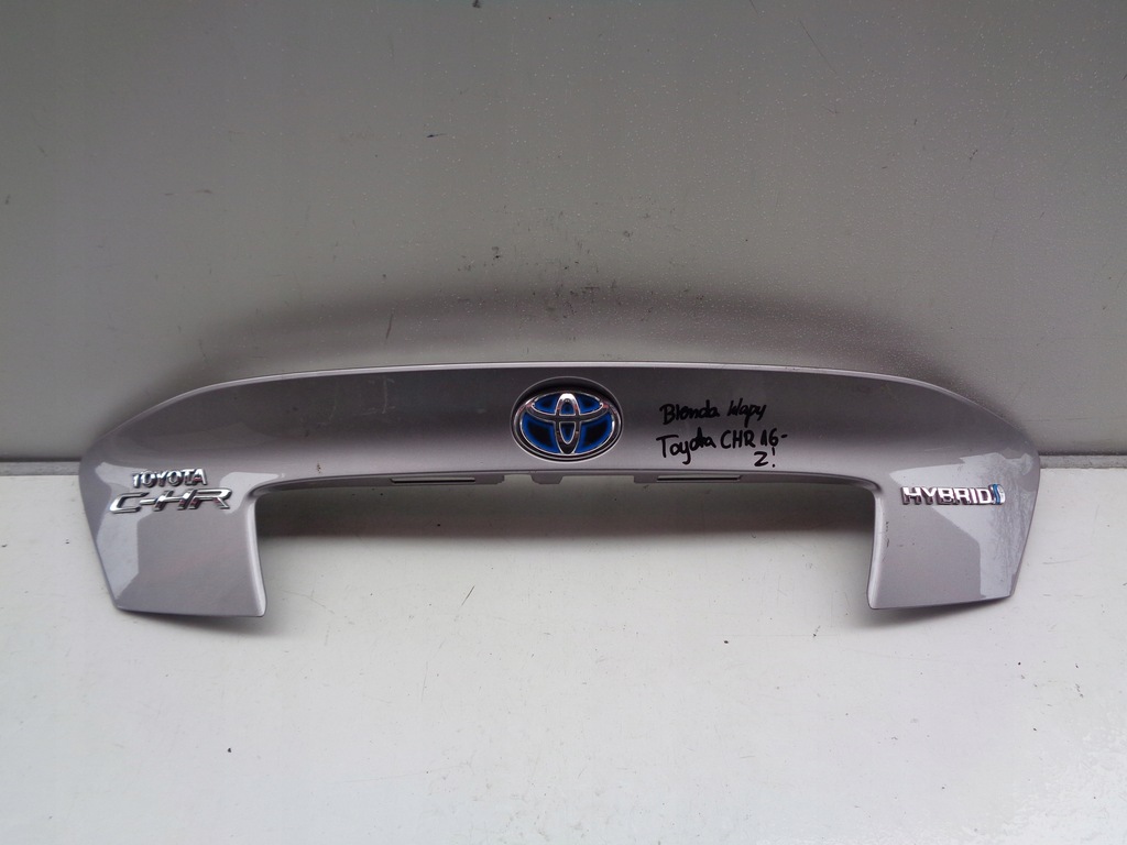 фото №1, Накладка крышки toyota chr 16-