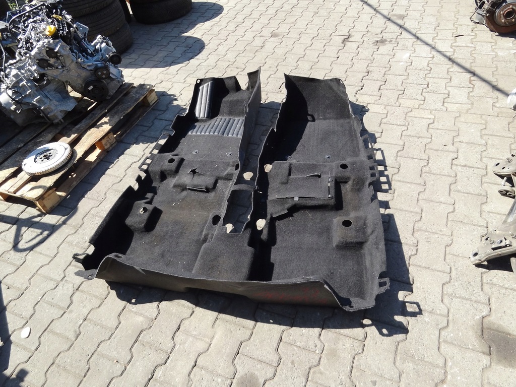 фото №1, Renault arkana 2022 обшивка коврик пол салона europa оригинал