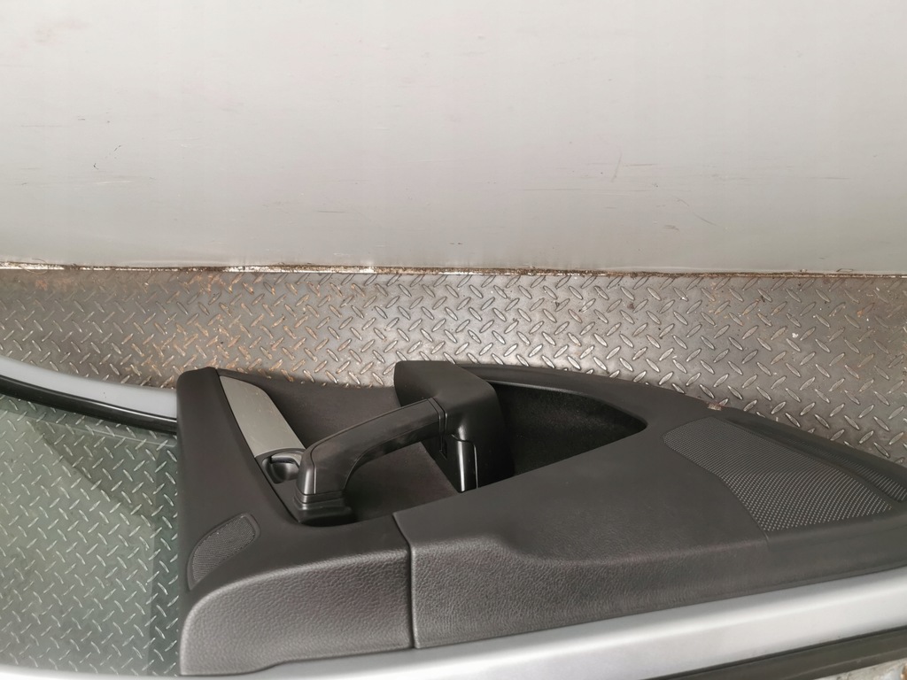 фото №8, Двері лівий i правий задня vw passat b7 kombi la7w