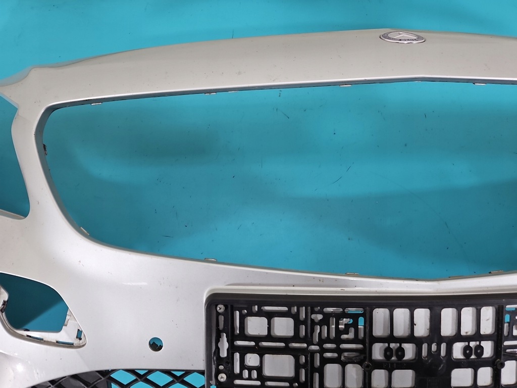 фото №13, Бампер перед mercedes w176 12-15 polar silver 761u