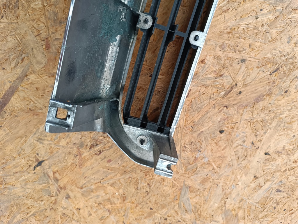 фото №14, Решітка решітка радіатора решітка радіатора бампера перед subaru legacy ii 1994- оригінал