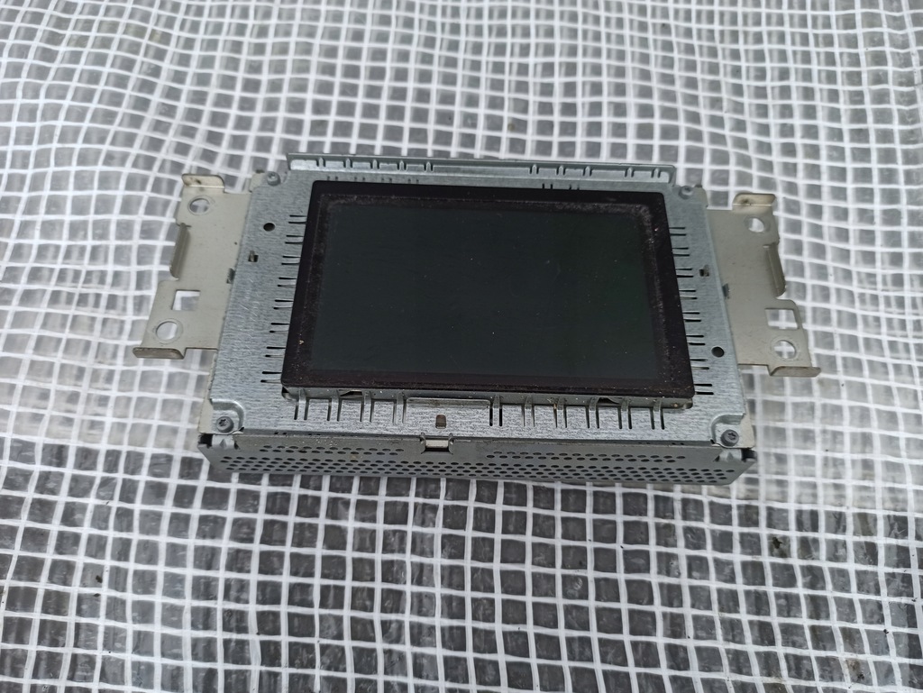 фото №1, Volvo xc60 i v60 i s60 ii дисплей экран радио 31357023