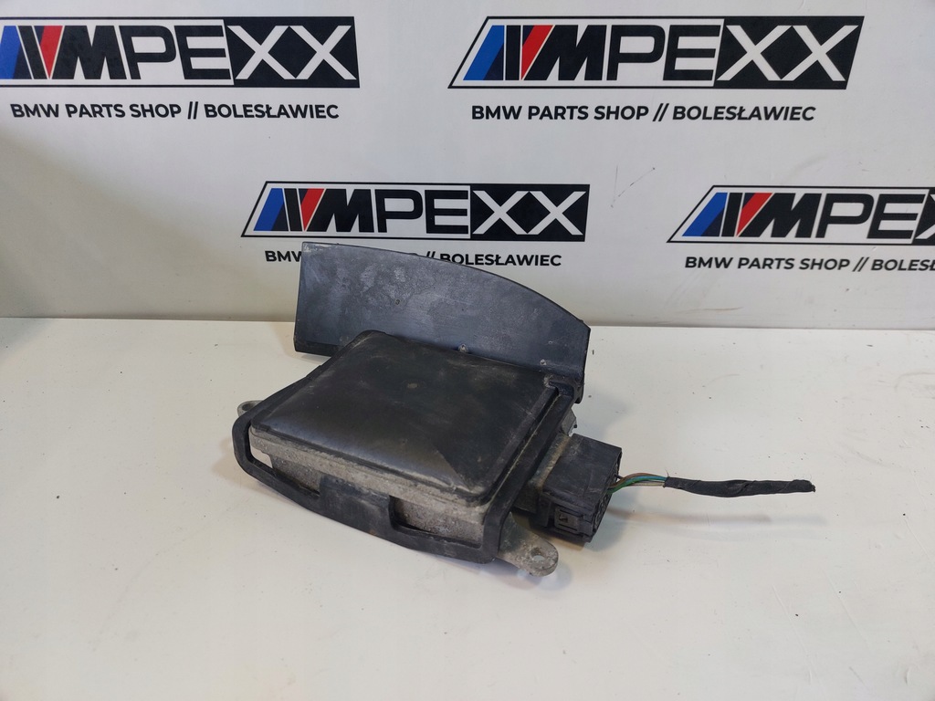 фото №1, Bmw f01 f10 f11 lift датчик радар датчик перемикання поперечина руху лівий 6885042