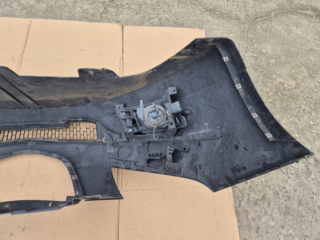 фото №14, Lancia delta 3 бампер передний. противотуманные фары. оригинальный номер