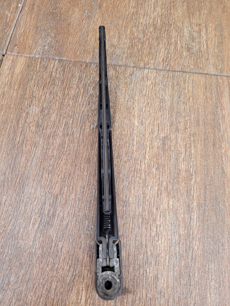 фото №7, Opel astra k v 16r двірник задня