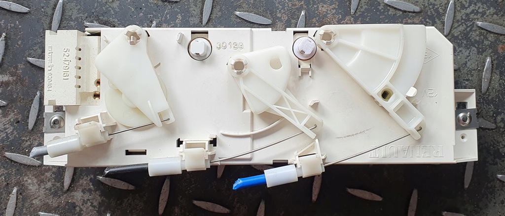 фото №2, Панель управление вентиляция renault twingo i lift