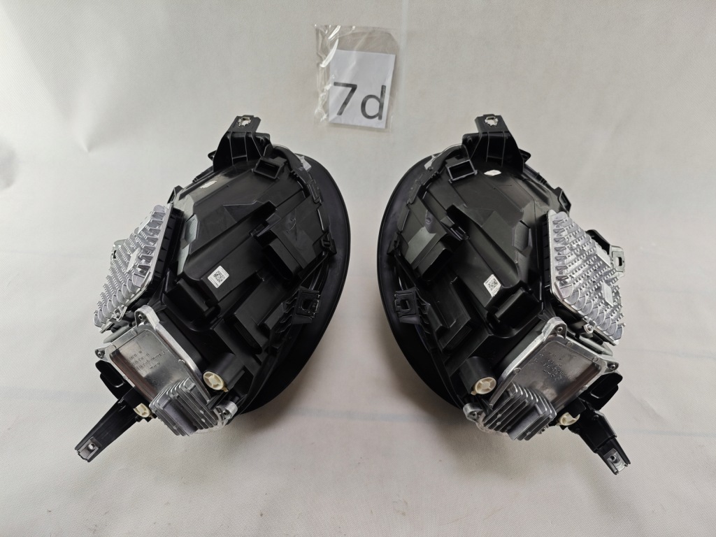 Mini cooper f55 f56 рестайлинг  lci full led левый правая  фара фара Оригинал