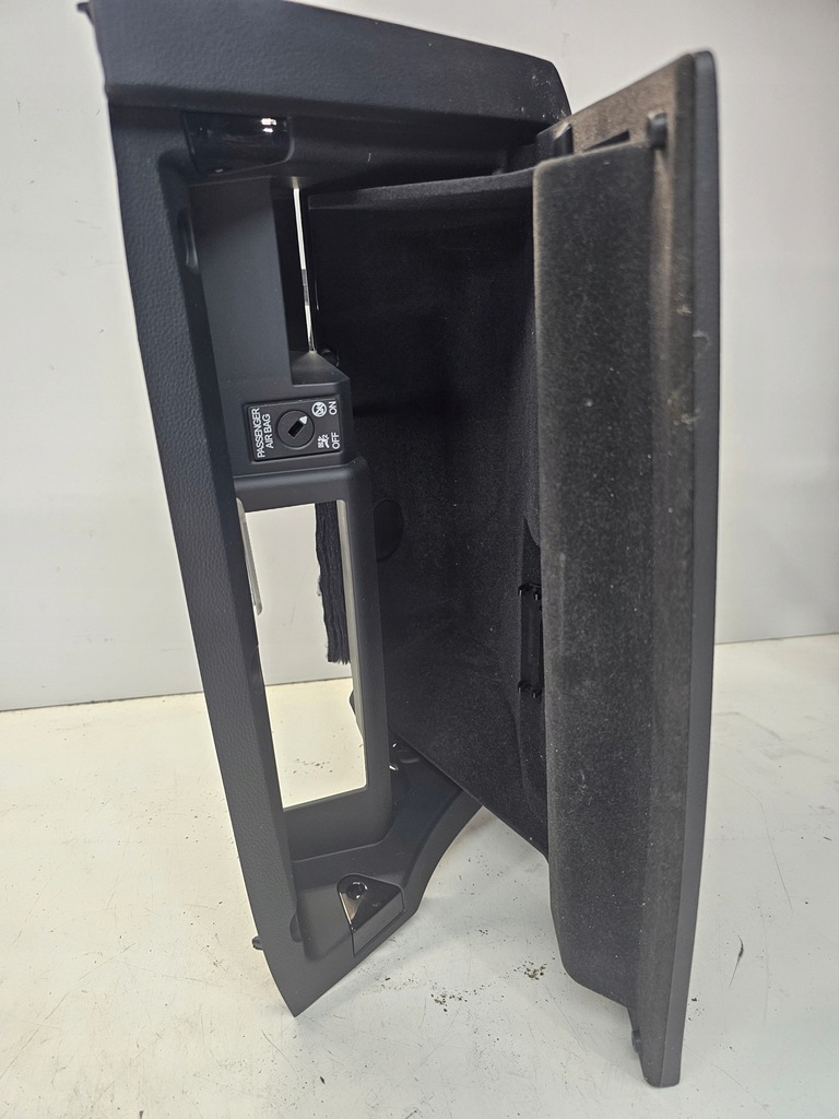 фото №6, Бардачок пасажира audi a4 b9 a5 8w 8w1857035b 6ps