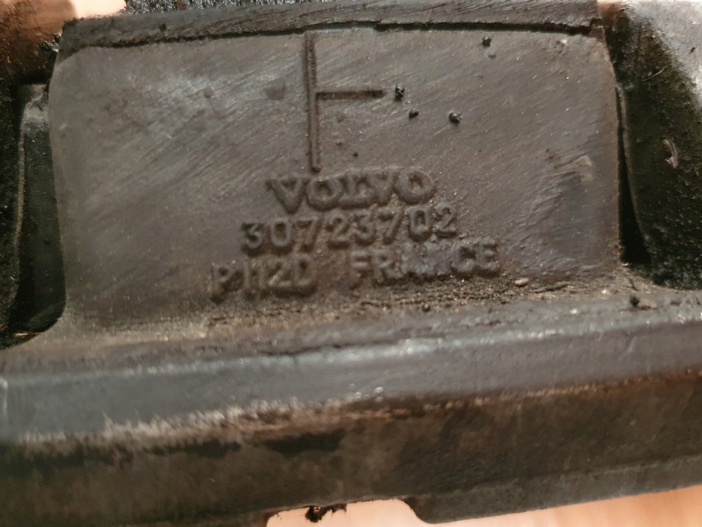 фото №10, Кронштейн подушка кронштейн двигуна volvo xc90 i 4.4