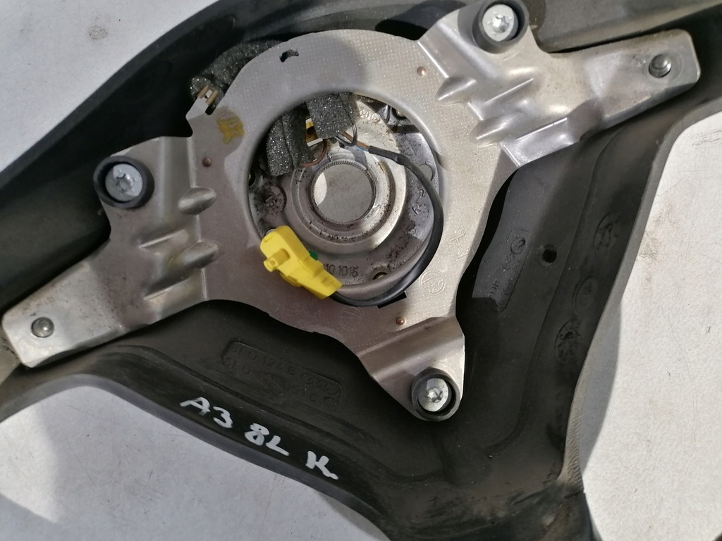 фото №5, Audi a3 8l повітропровід шкіряний шкіра