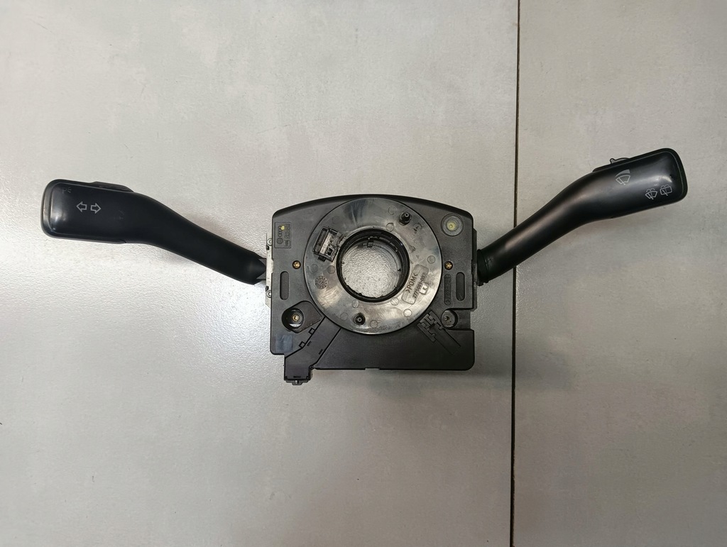 фото №1, Перемикач комбінований стрічка golf iv 1j0959654ac