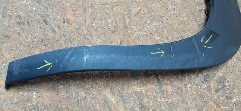 фото №8, Toyota yaris cross 20- молдинг накладка крыла правый перед 75611-0d010