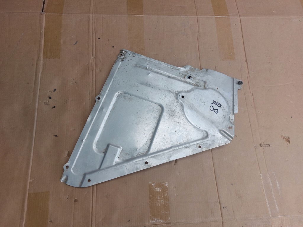 фото №1, Защита подвеска audi r8 22r 4s0825216c