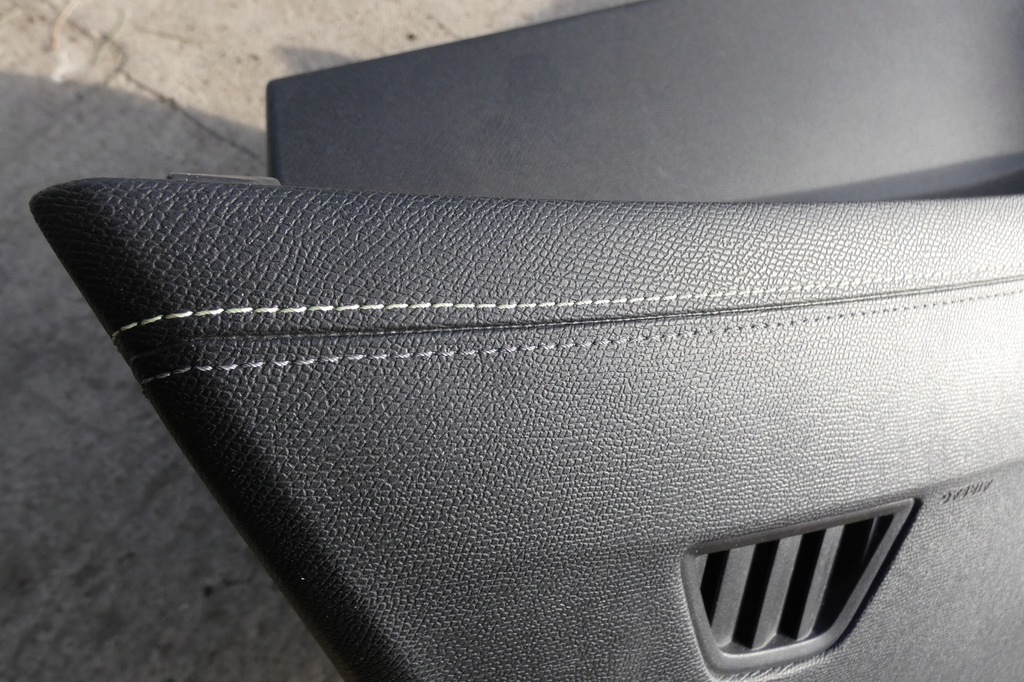 фото №11, Консоль приборная панель подушка безопасности подушка ремни peugeot 308 t10 iii gt line