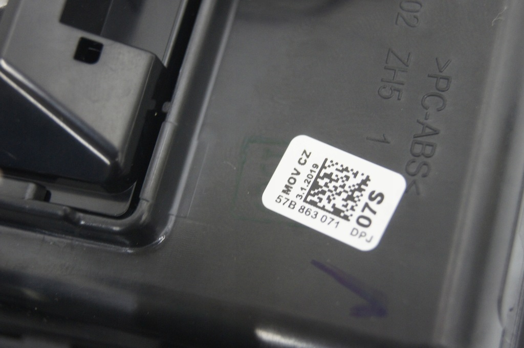 фото №16, Молдинг dekor консоли панель бардачок пепельница karoq