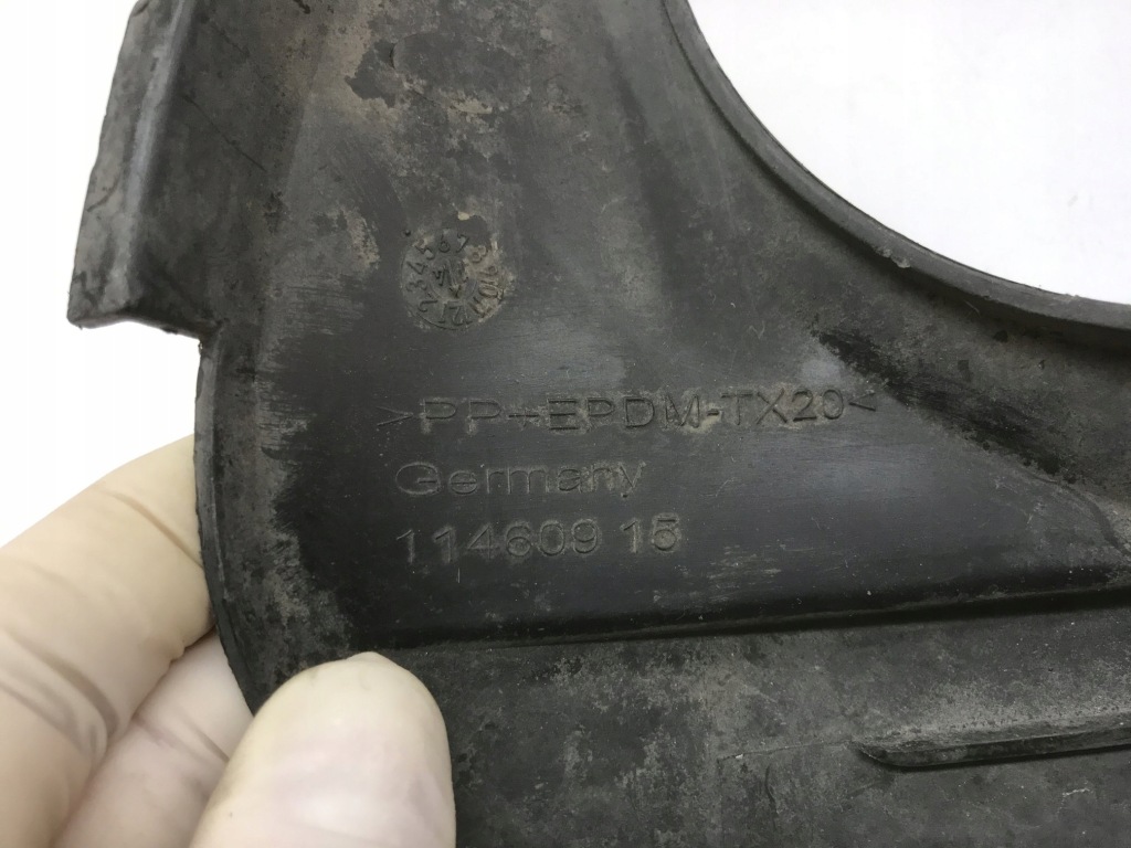 Решітка бампера ліва перед bmw 5 f10 f11 рестайлінг  114609-15 Ціна