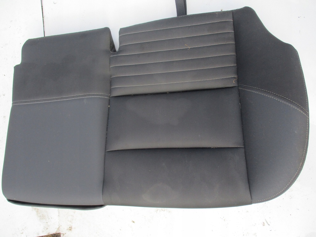 фото №1, Volvo v50 2007 r-tylne сиденье