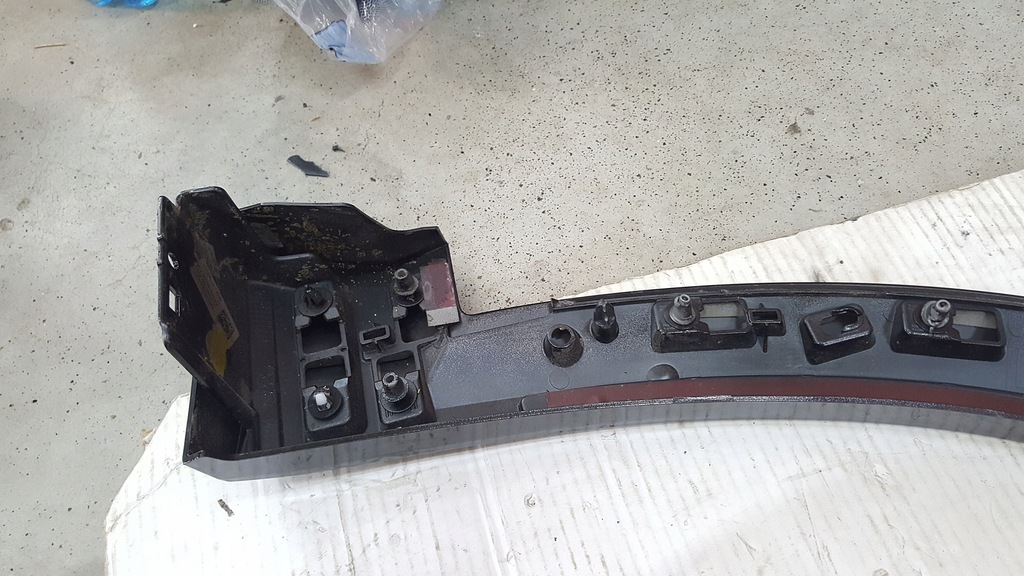 фото №13, Молдинг крила лівий перед audi e-tron 4ke853717d