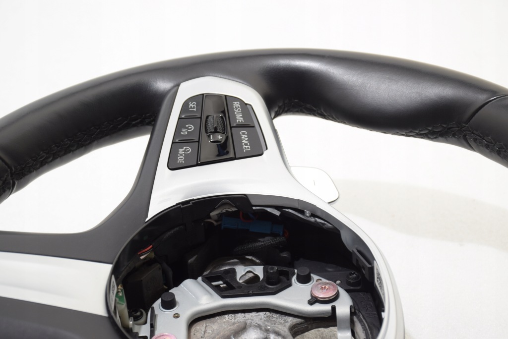 фото №12, Bmw x5 g05 x6 g06 g07 воздуховод m-pakiet вибрации лепестки переключения подогрев оригинал