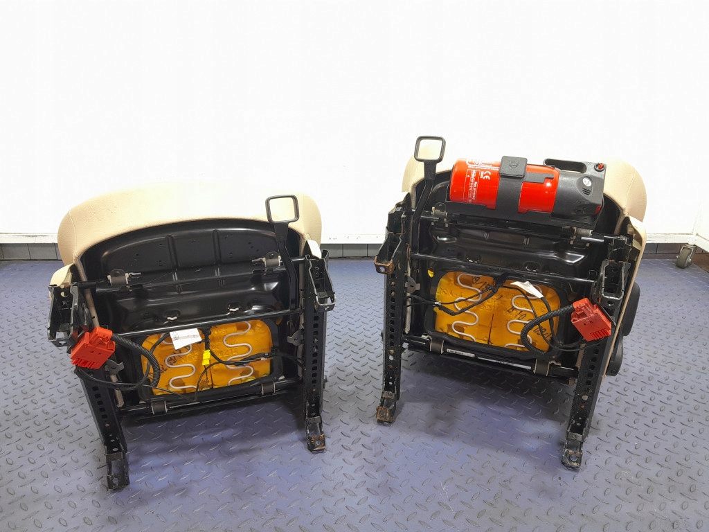 фото №11, Mercedes b w245 lift сиденья заднее сиденье baczki комплект кожа eu