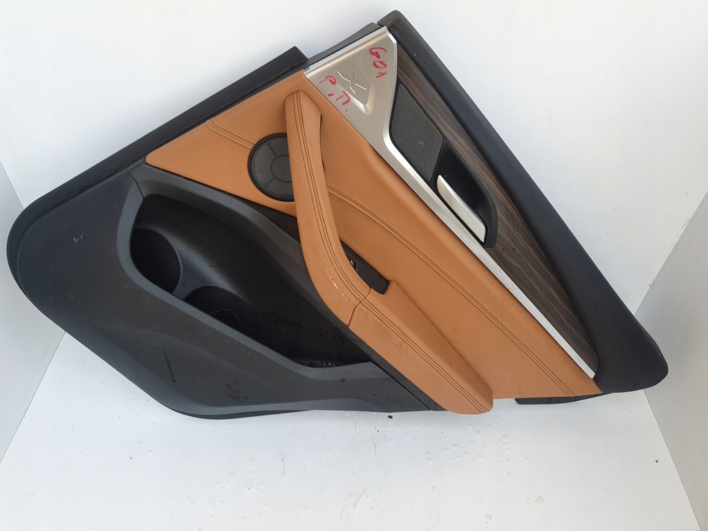 фото №1, Оббивка двері bmw x3 g01