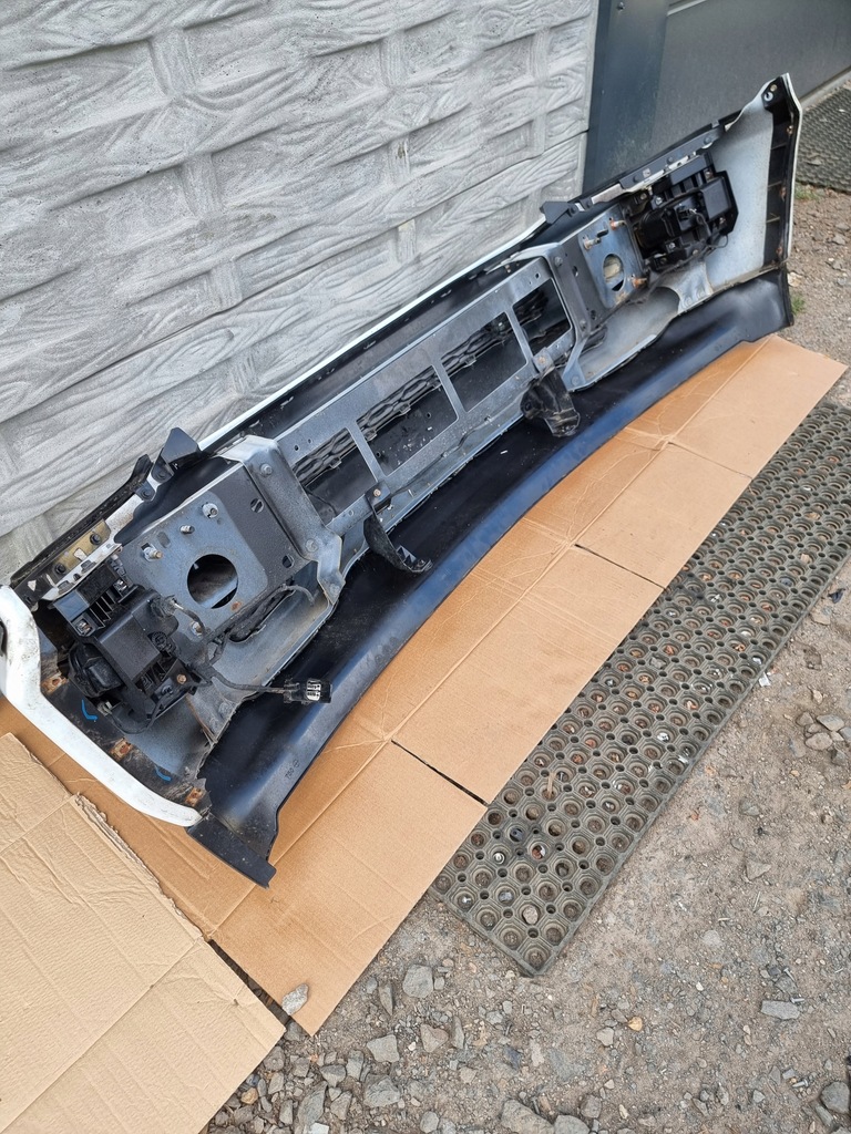 фото №10, Dodge ram v 1500 19- бампер передній kompletny 6xpdc