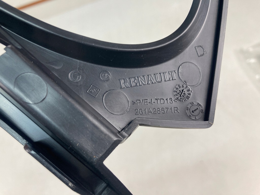 фото №8, Рамка решётка противотуманной фары dacia sandero logan ii 2 nowe