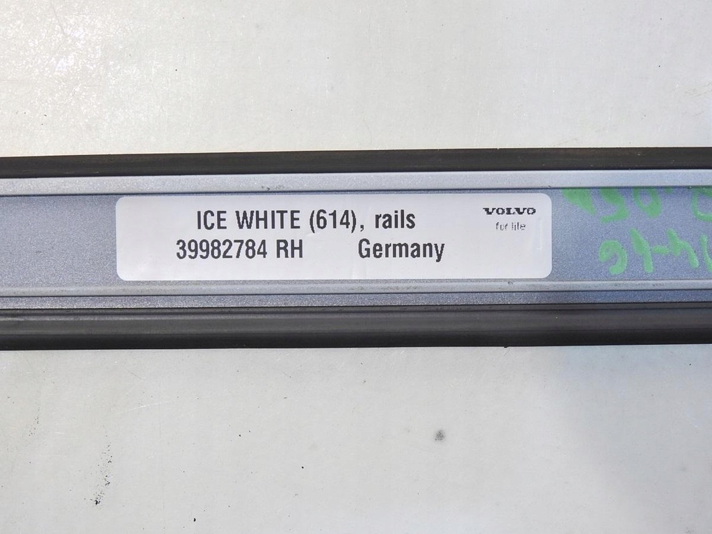 фото №8, Молдинг дахова дах права 614-46 volvo v50 lift