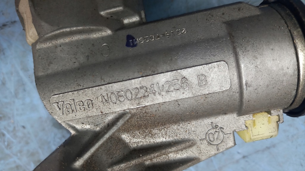 фото №4, Замок зажигания toyota yaris ii 1.4 d4d