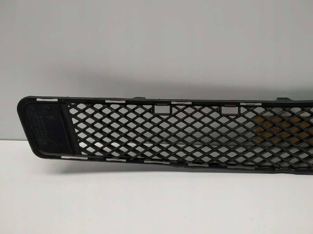 фото №7, Mercedes-benz оригінальний номер a2048852123 решітка бампера середня