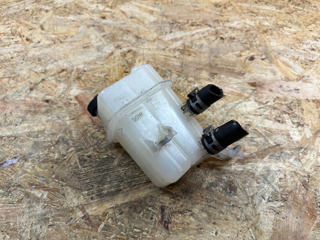 фото №4, Бак расширительный toyota auris ii 2012-