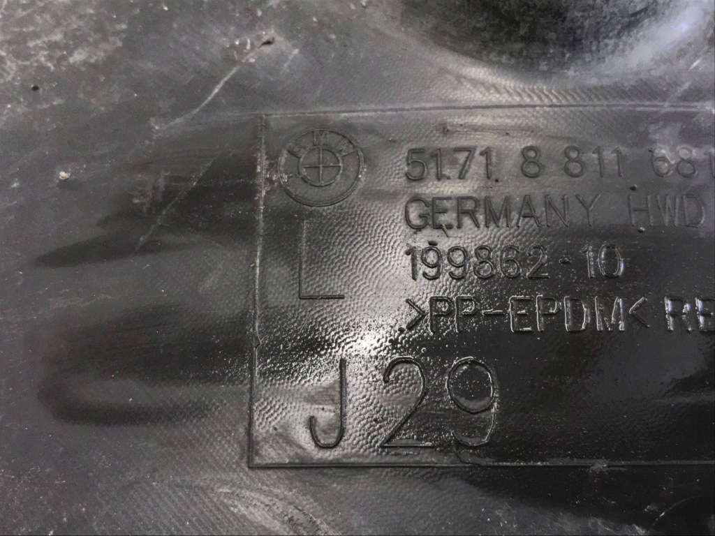 Купить Подкрылок передние левая сторона bmw z4 g29 8811681