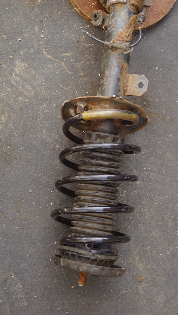 фото №9, Поворотний кулак правий перед peugeot 2008 i 1.6 hdi