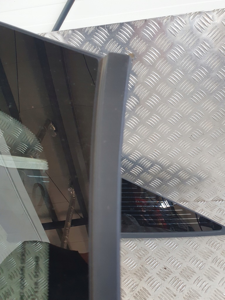 фото №15, Citroen c5 x 21-23 стекло кузовная левая